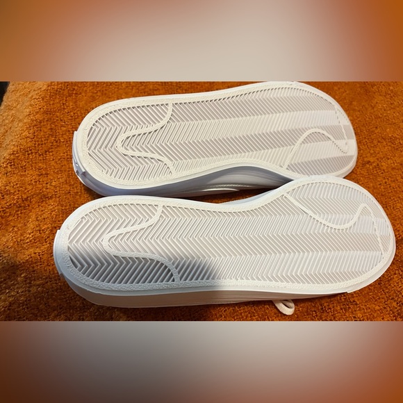 Nike Legacy Court size 8 - Picture 5 of 7